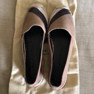 Burberry Hodgeson Check Canvas Espadrille Flats
